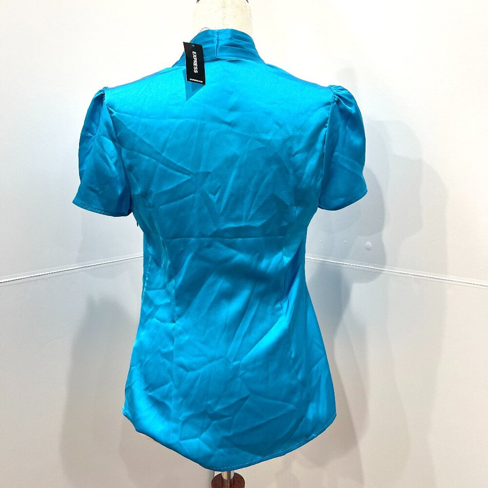 NWT Express Satin Ocean Blue Button up Short Sleeve Blouse Shirt Size Small - Picture 2 of 4